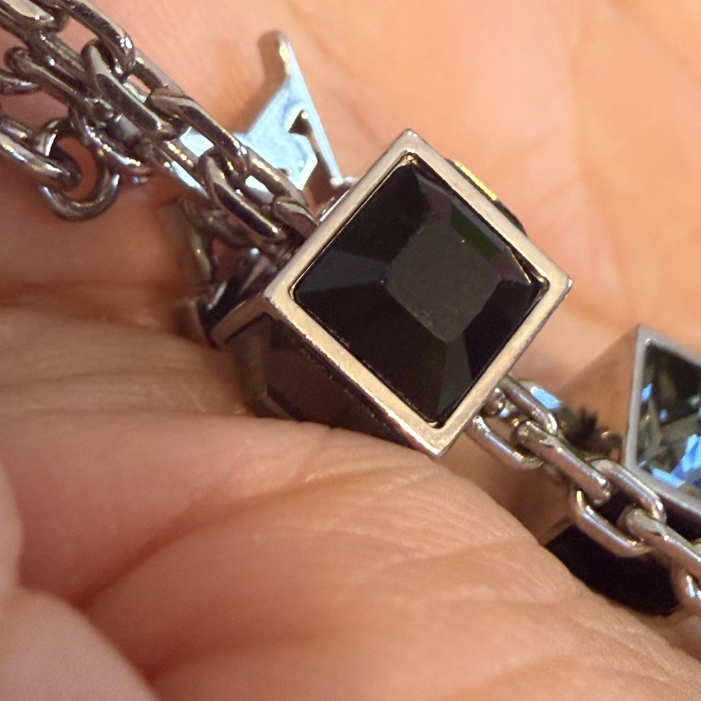 Louis Vuitton Silver With Black&Silver Gamble Charm Bracelet - Picture 4 of 15